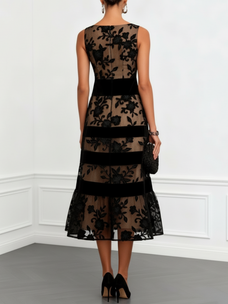 Estelle | Robe Midi Sans Manches en Résille Noire