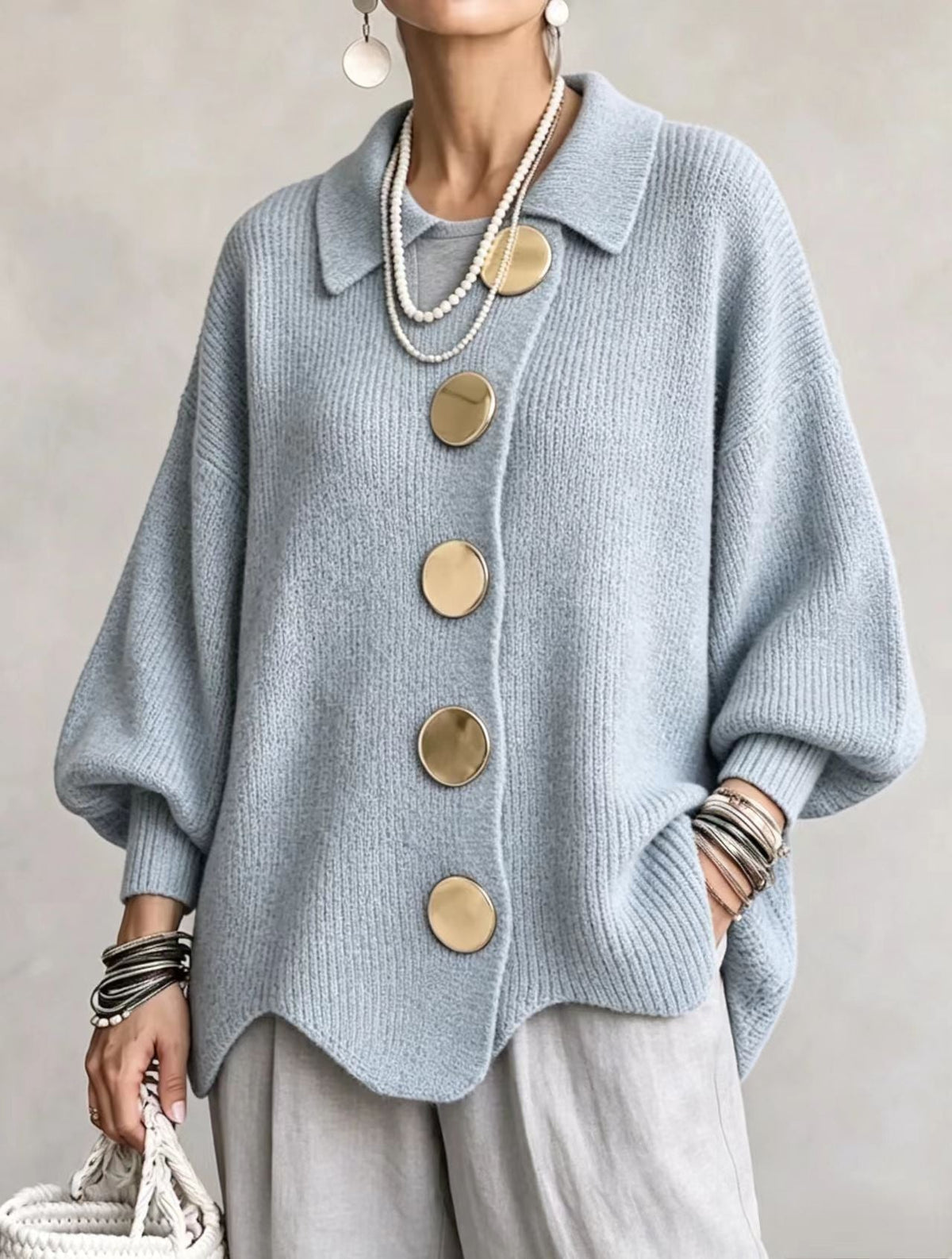 Clémence | Gilet ample à boutons dorés